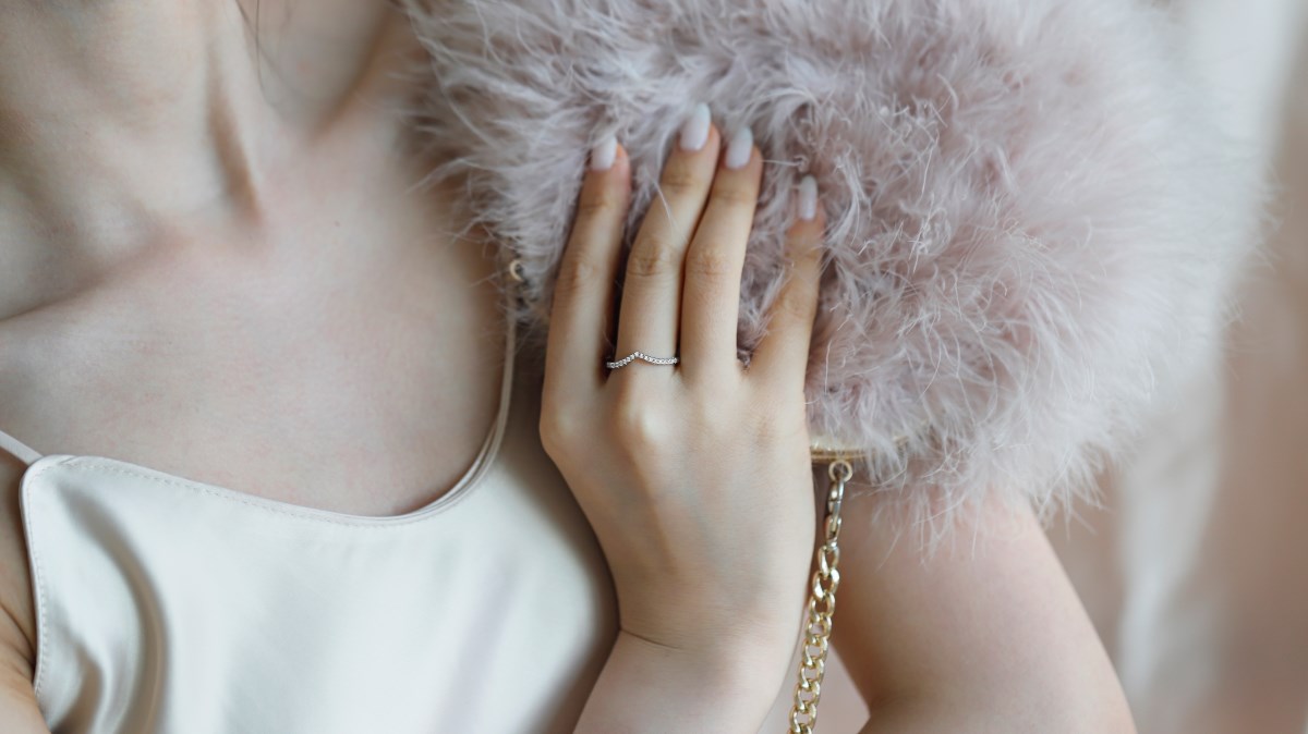 KELLY MINIMALIST STERLING SILVER RING