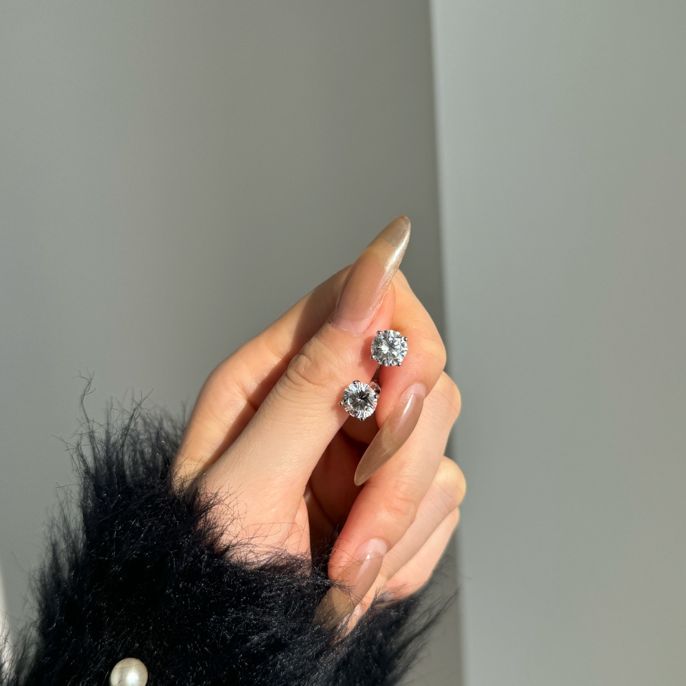 OLIVIA 2 CARAT MOISSANITE STERLING SILVER STUD EARRINGS