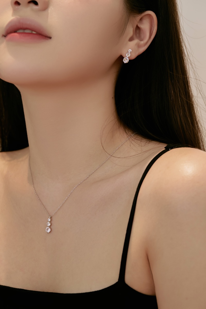 Amy Triple-Shine Sterling Silver Earring