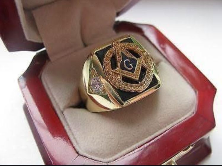 Gold Masonic Ring