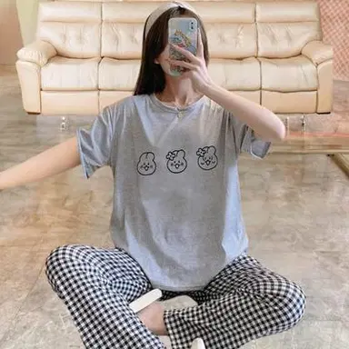 Cute Cartoon Face T-shirt & Plaid Pajama Set