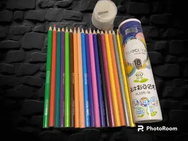 18-Color Colored Pencils Set