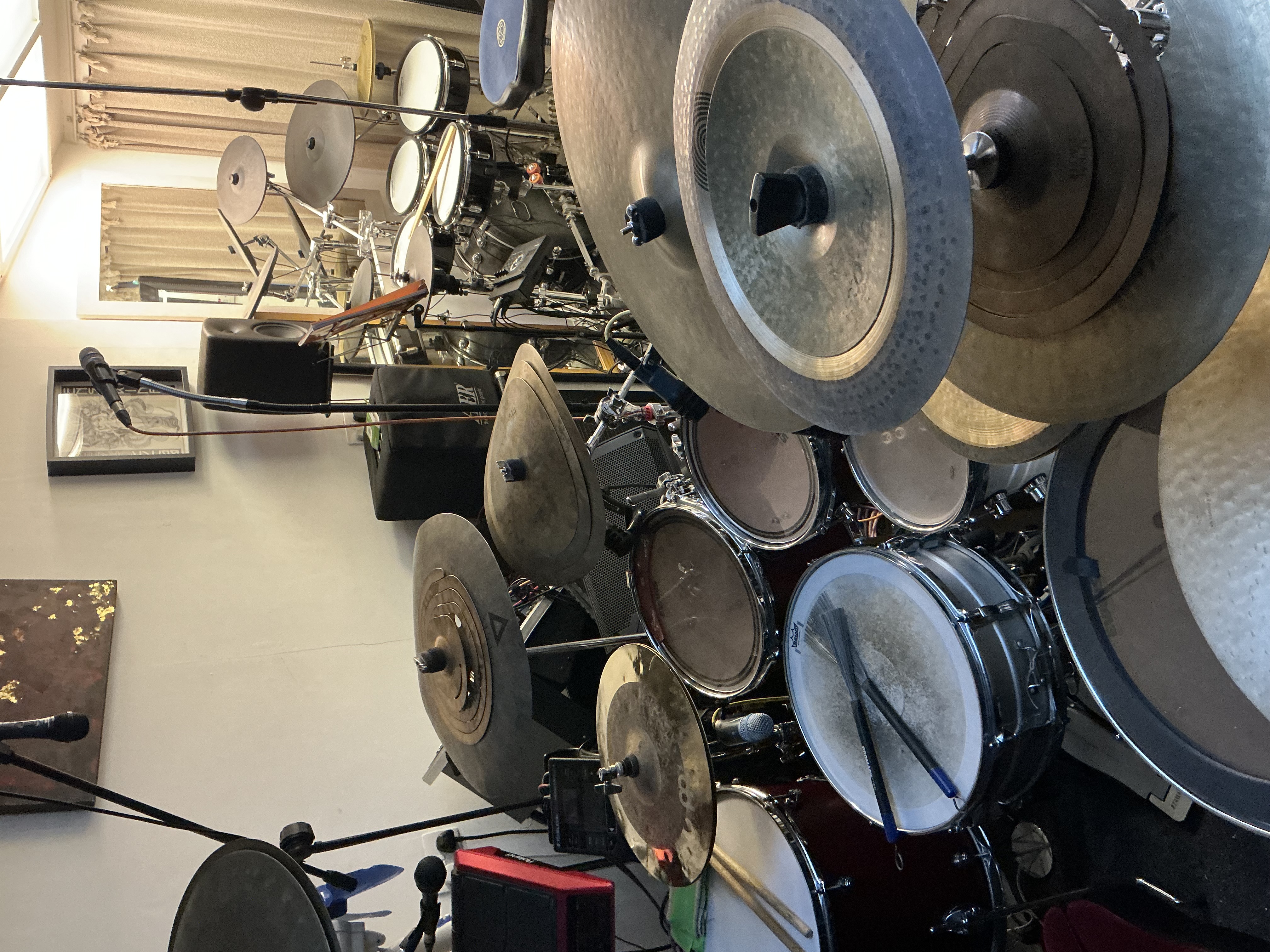 One hour one to one drum lesson. 