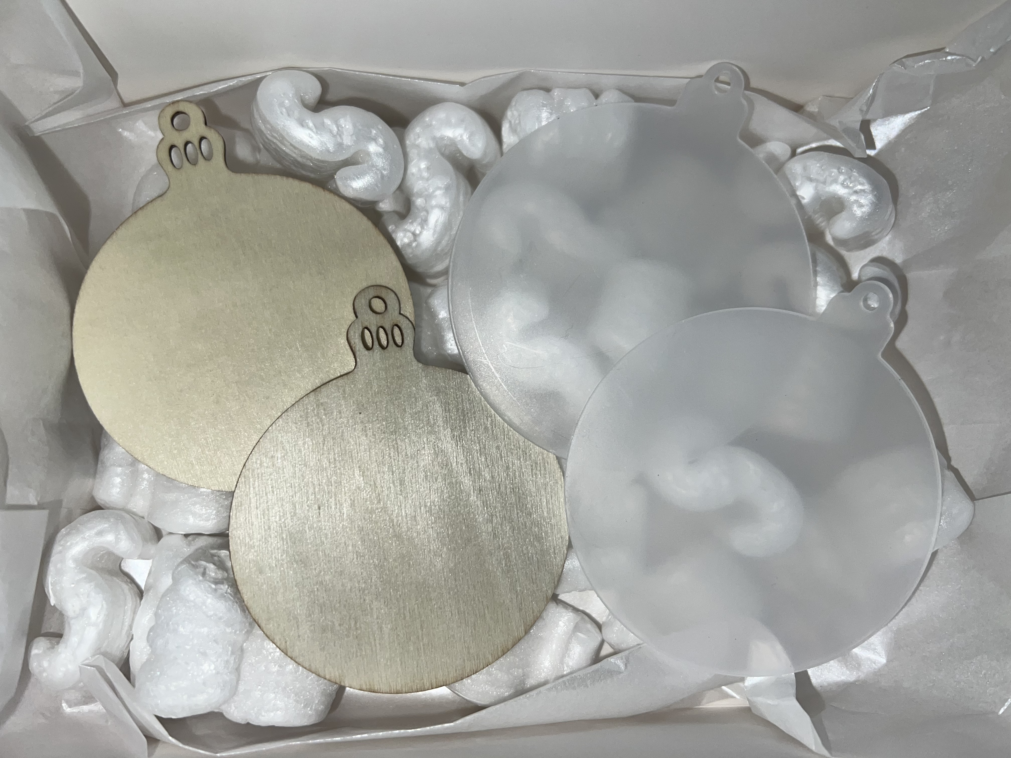 ⭐ Box 4 Boules – Pour un sapin unique et personnalisé