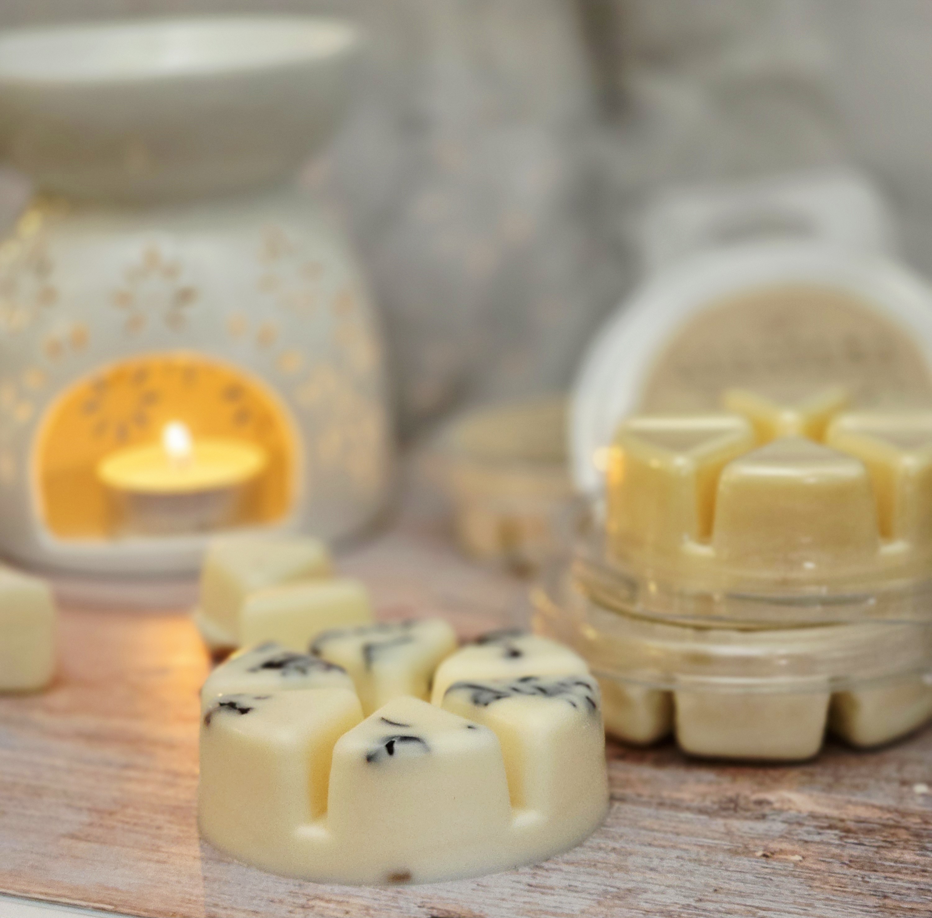 Clamshell Wax Melts