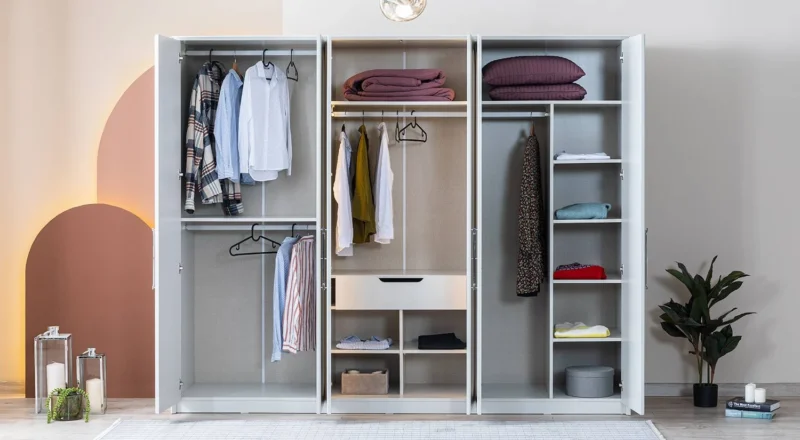 Milas Kleiderschrank mit 6 Türen