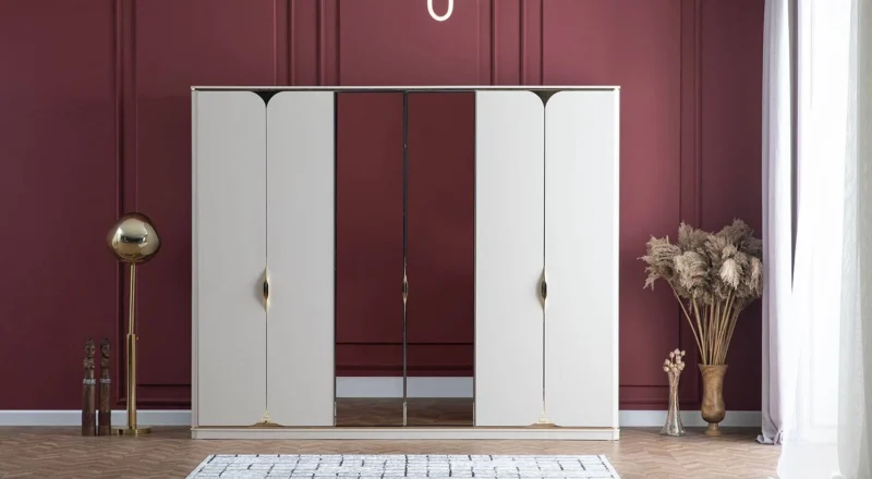   Belinda Kleiderschrank mit 4 Türen