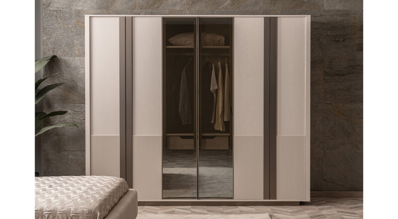 Alfa Kleiderschrank mit 6 Türen