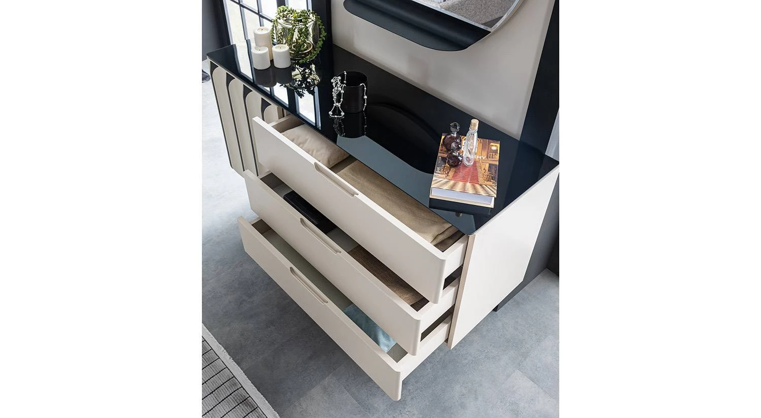 Zeugma Schminktisch mit Spiegel