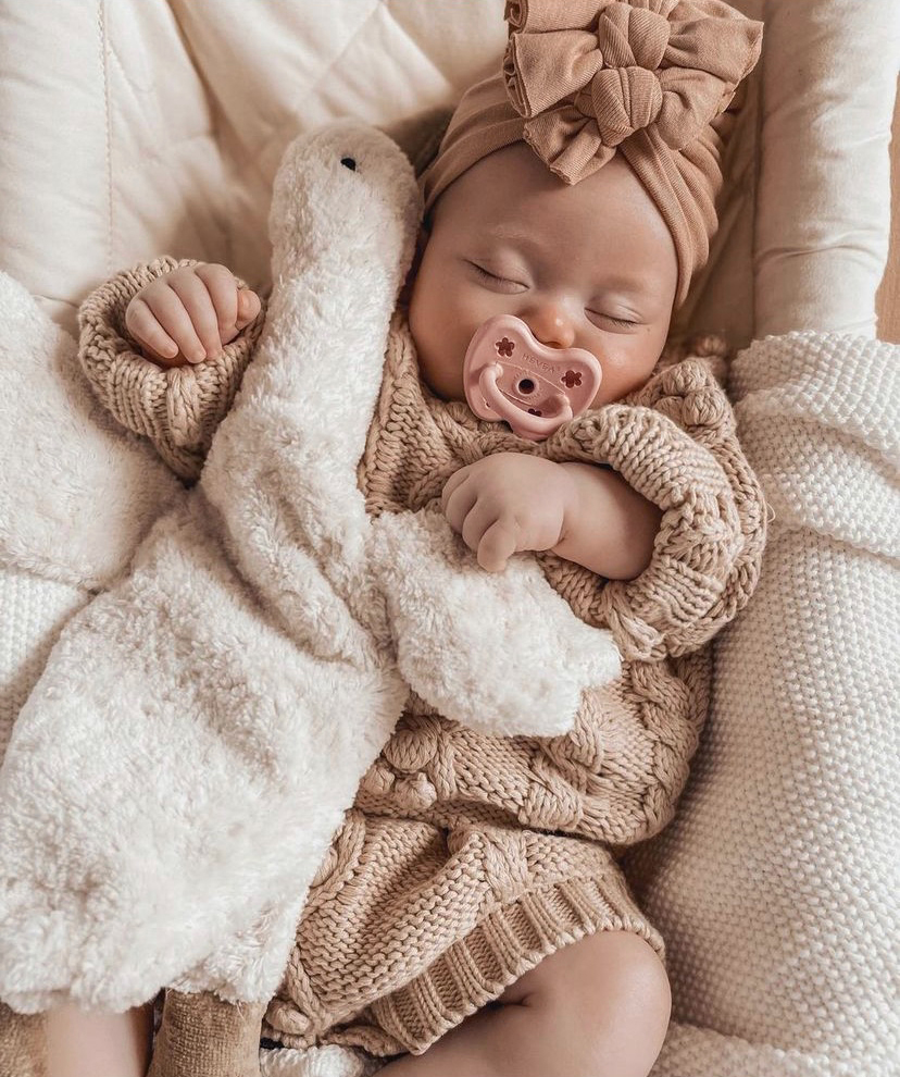 HEVEA Ortodontinis čiulptukas, POWDER PINK, 0-3 mėn