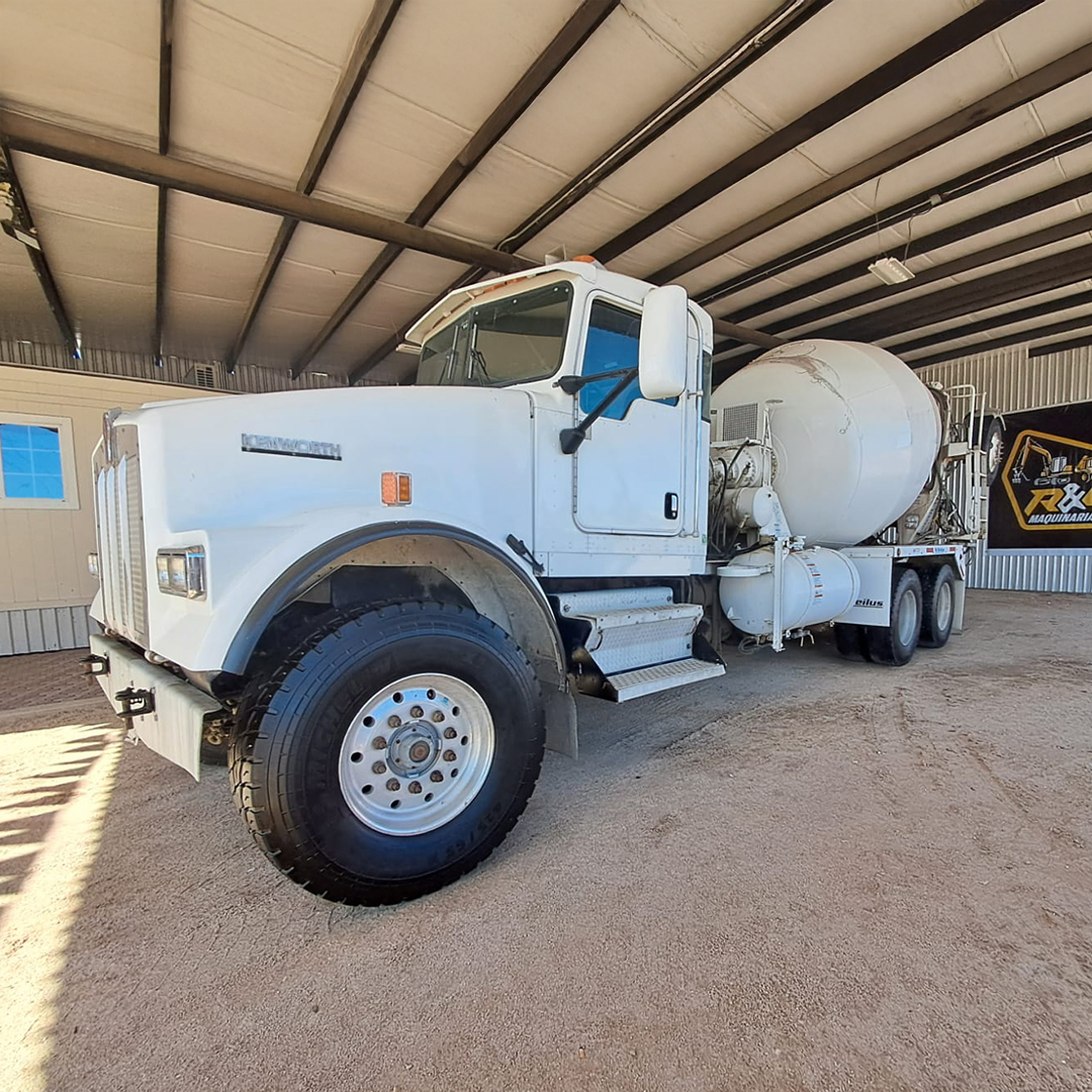 Trompo de Cemento Kenworth W900 - 2005