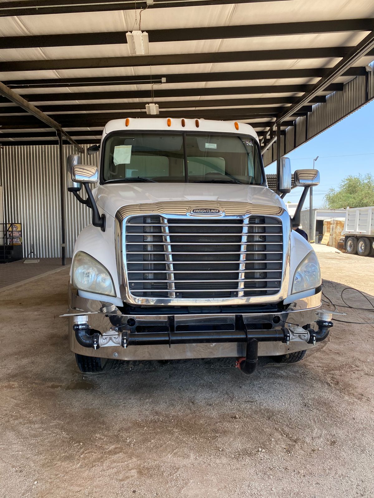 Pipa Freightliner Cascadia 2012 12 mil litros
