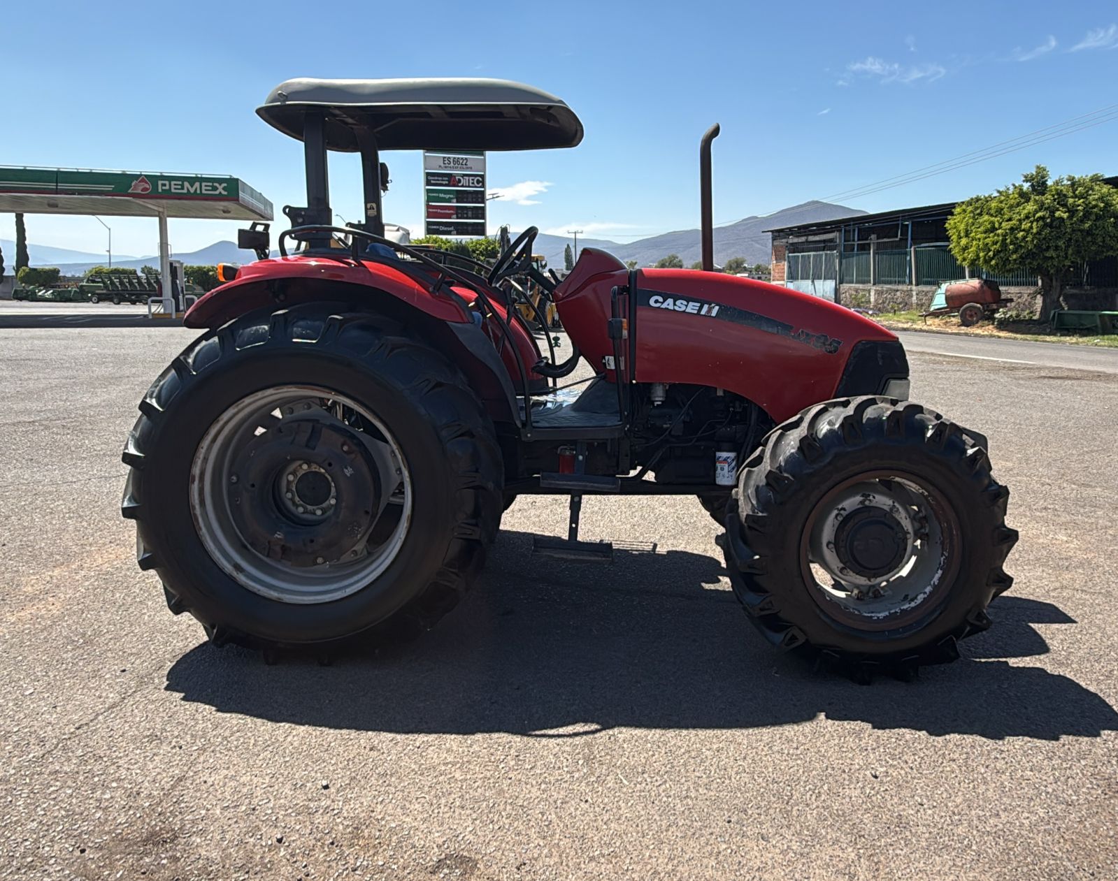 Tractor Agrícola Case IH JX95
