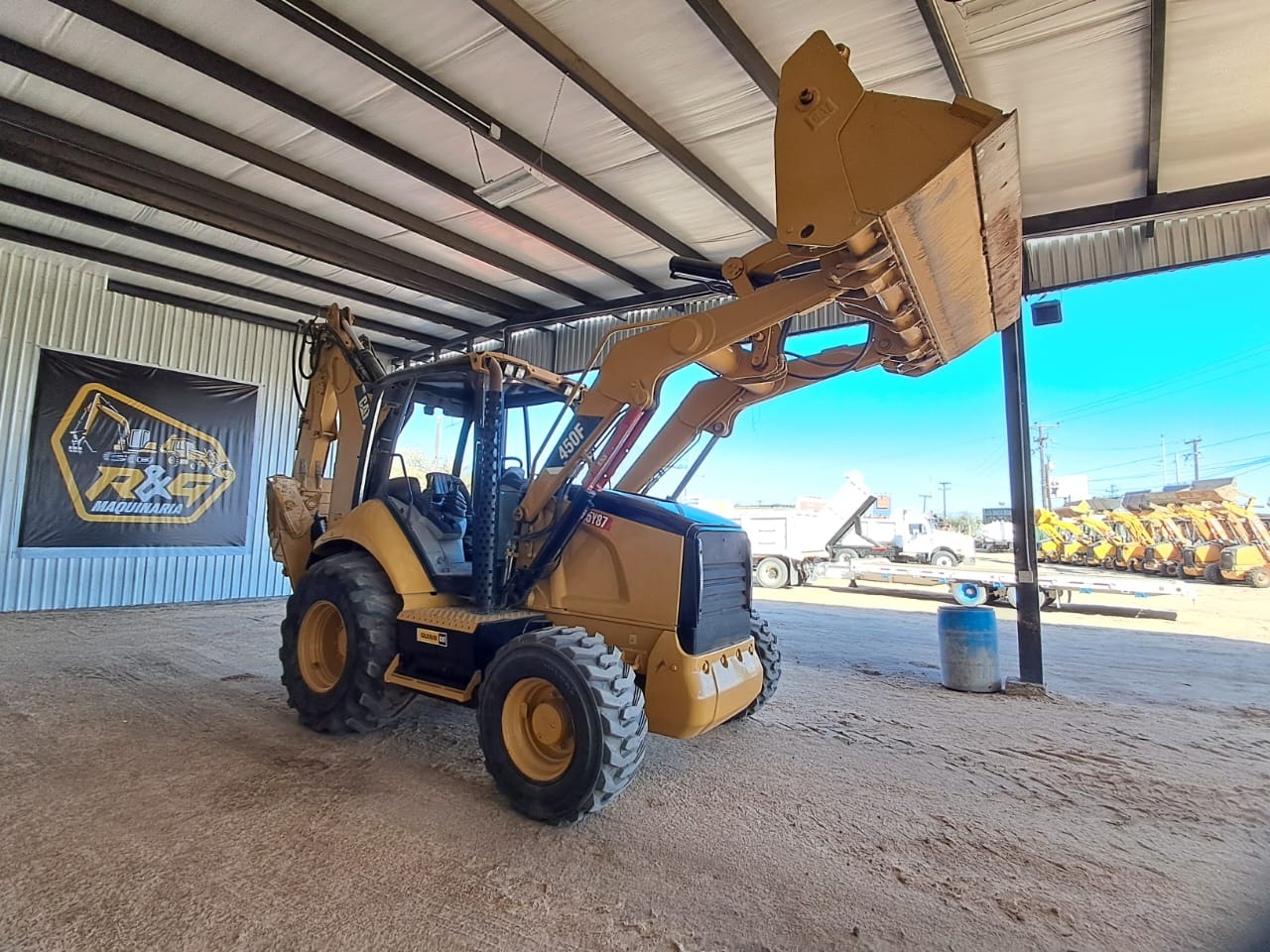 Retroexcavadora Caterpillar 450F 4x4 - 2017