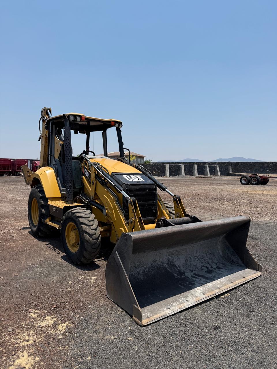 Retroexcavadora Caterpillar 420F2 IT - 2018