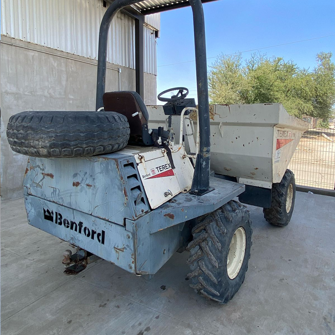 Carretilla Autopropulsada Benford (Terex) 3000 DR