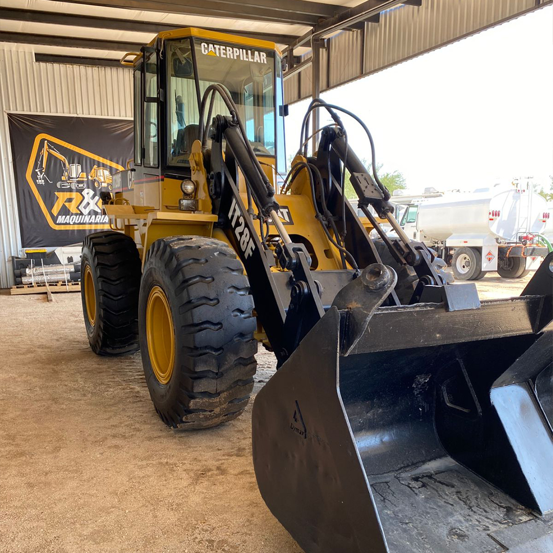 Cargador Frontal Caterpillar IT28F - 1994