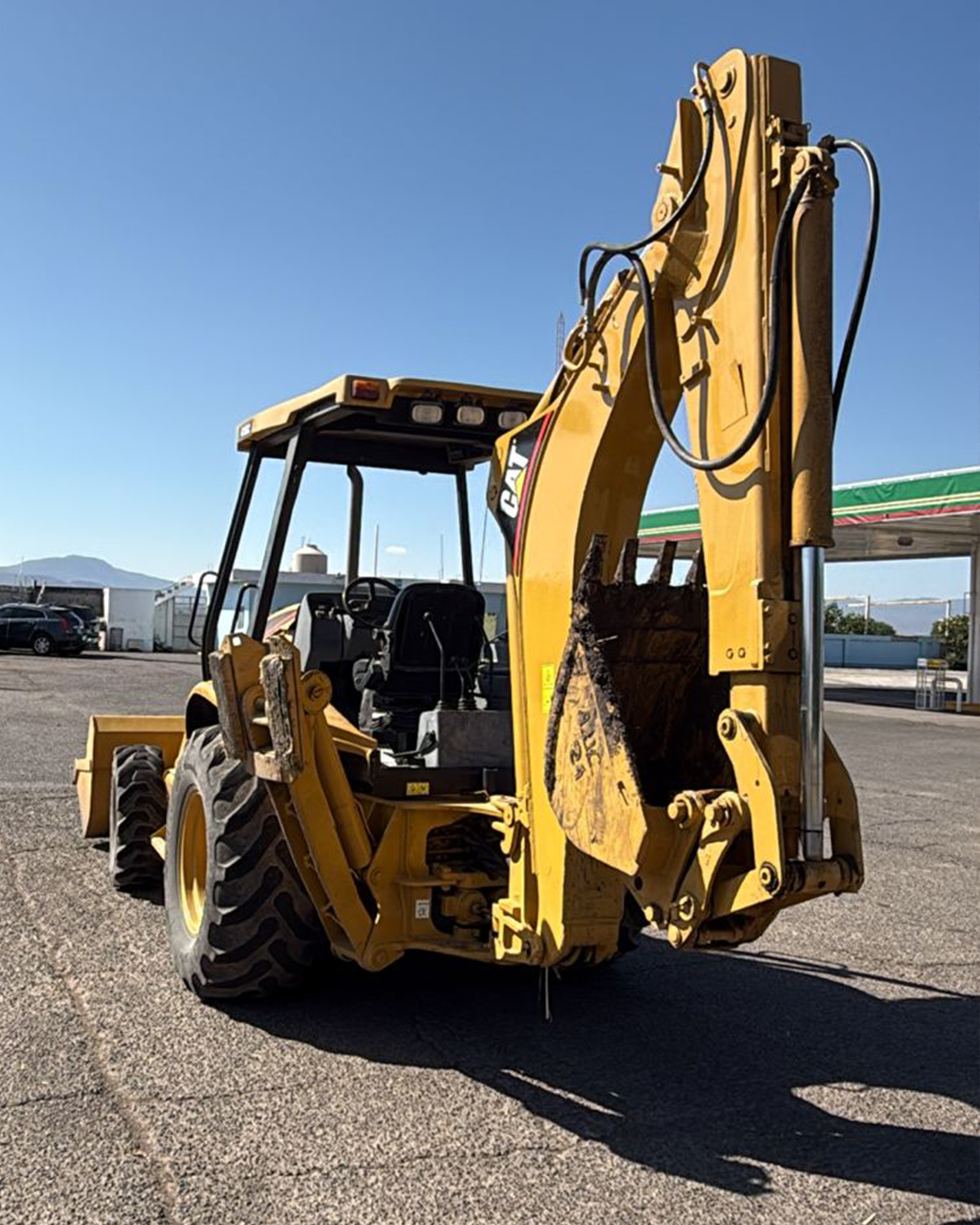 Retroexcavadora Caterpillar 416C - 2000