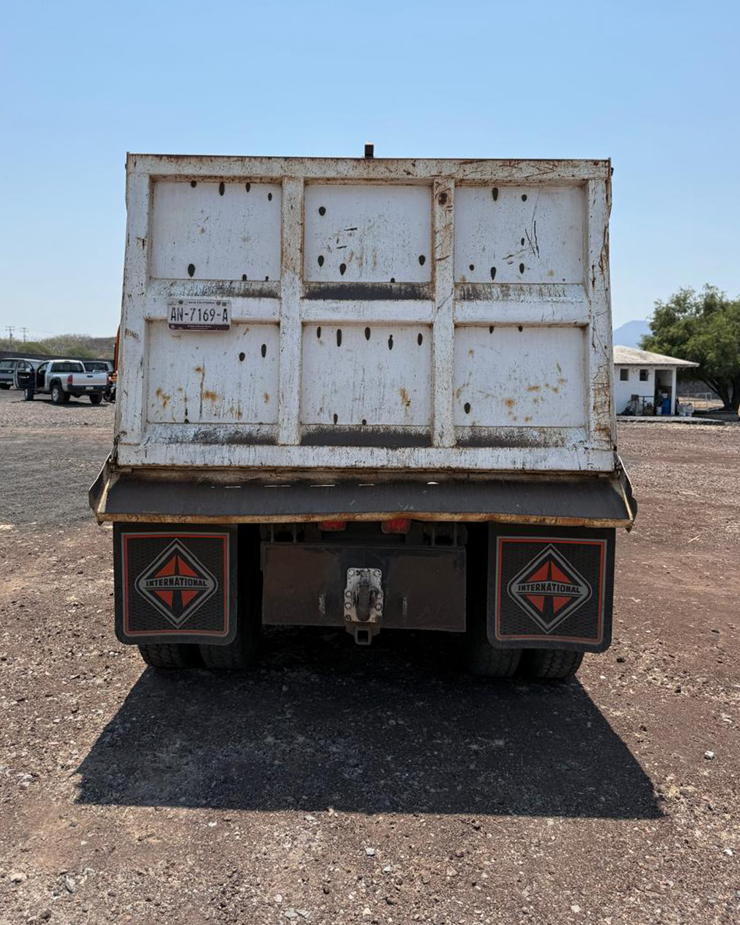 Dompe de Volteo International 14 Metros Acorazado - 2009