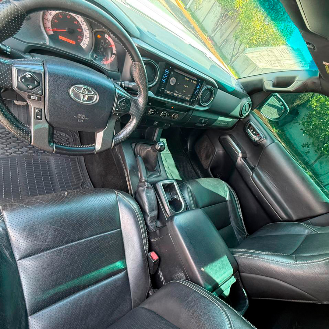 Toyota Tacoma 4x4 Estándar 2005 (convertida 2014)