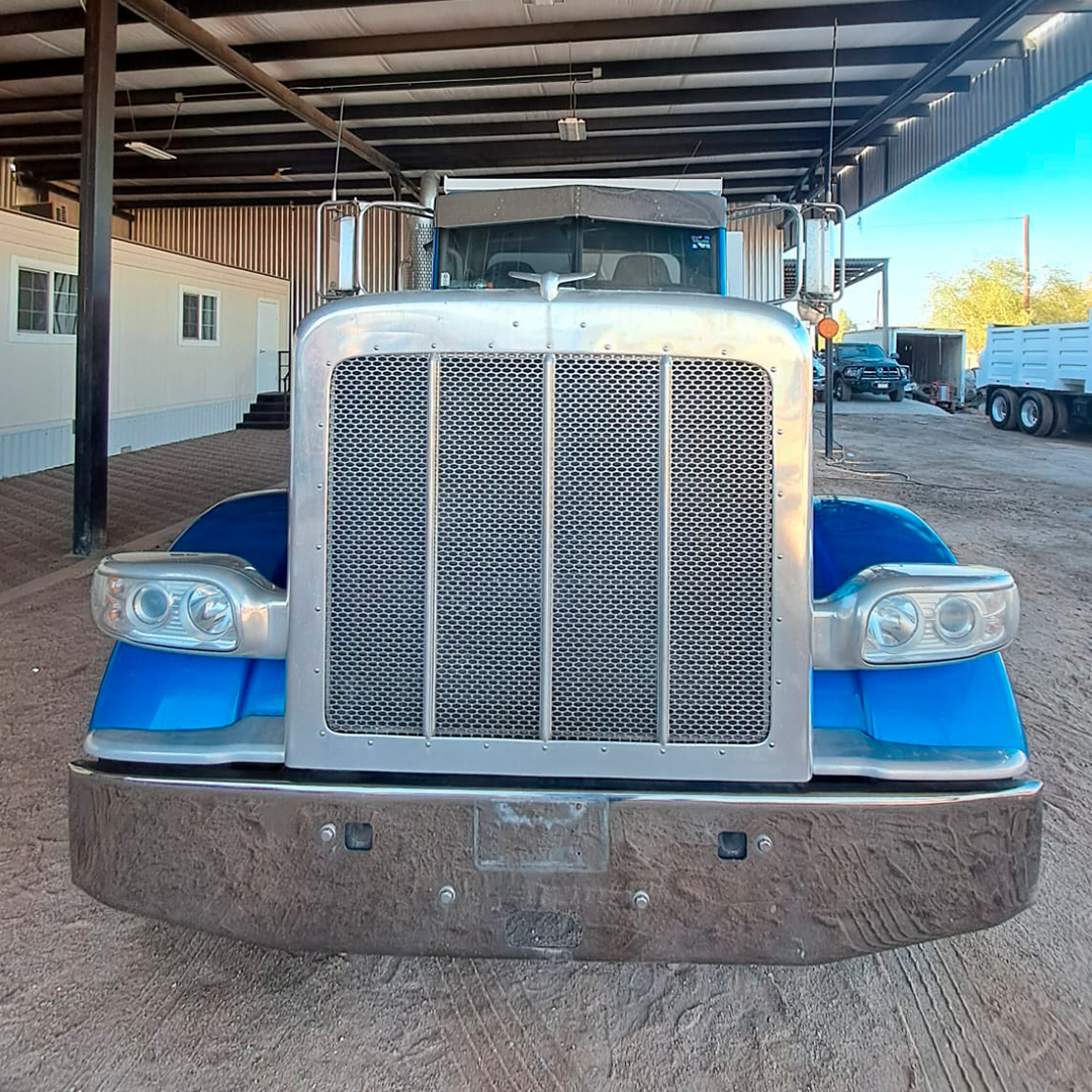 Camión de Volteo Peterbilt 14 Metros Acorazado - 2011