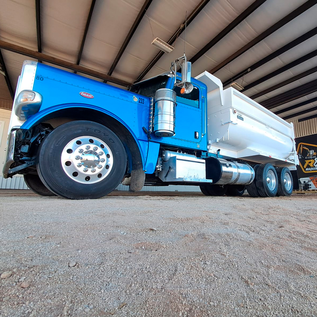 Camión de Volteo Peterbilt 14 Metros Acorazado - 2011