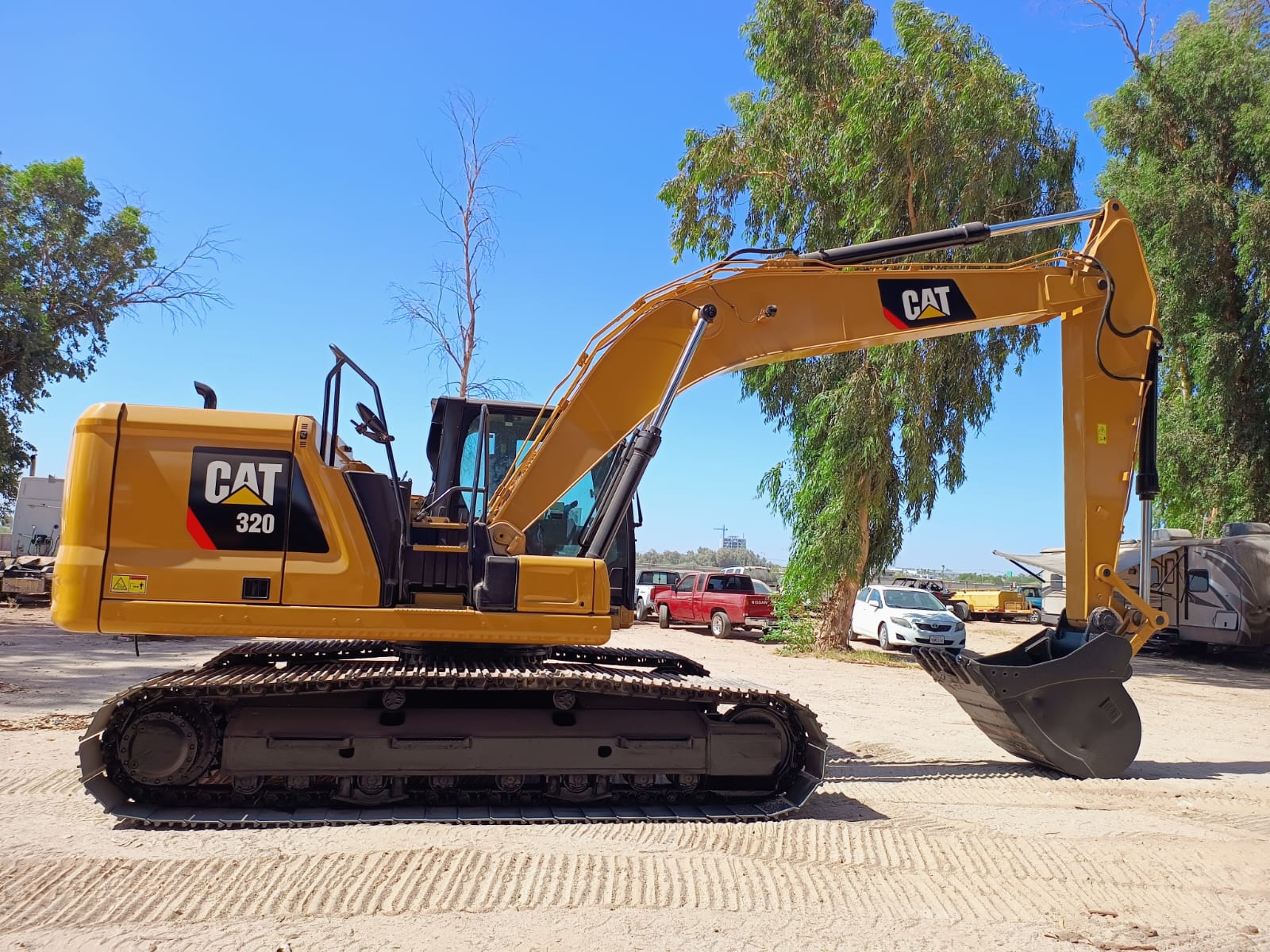 Excavadora Caterpillar 320 - 2019