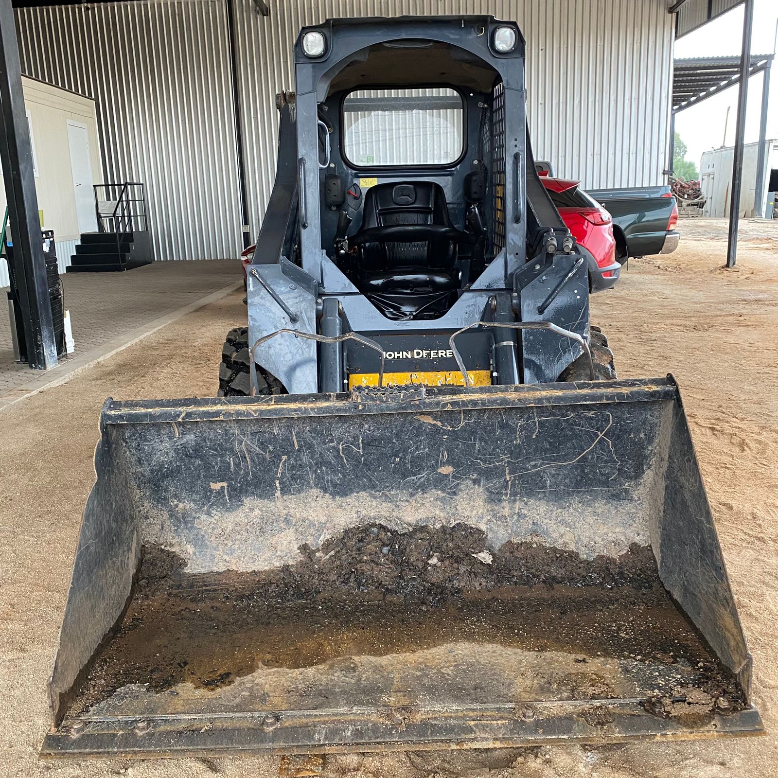 Minicargador John Deere - (2018) !excelente estado!