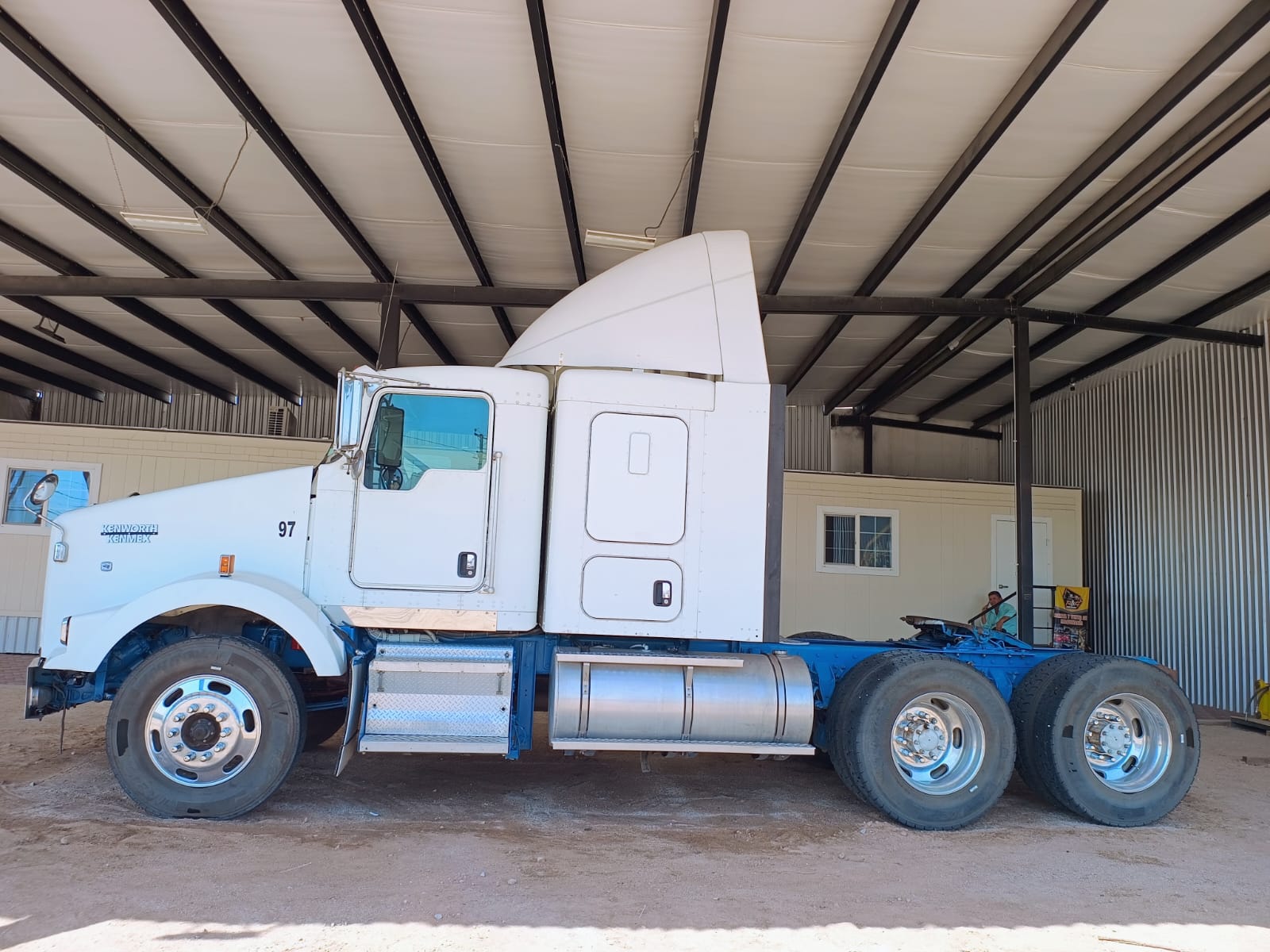 Tractocamión Kenworth Ken-Mex - 2015 !Listo para placas Federales¡