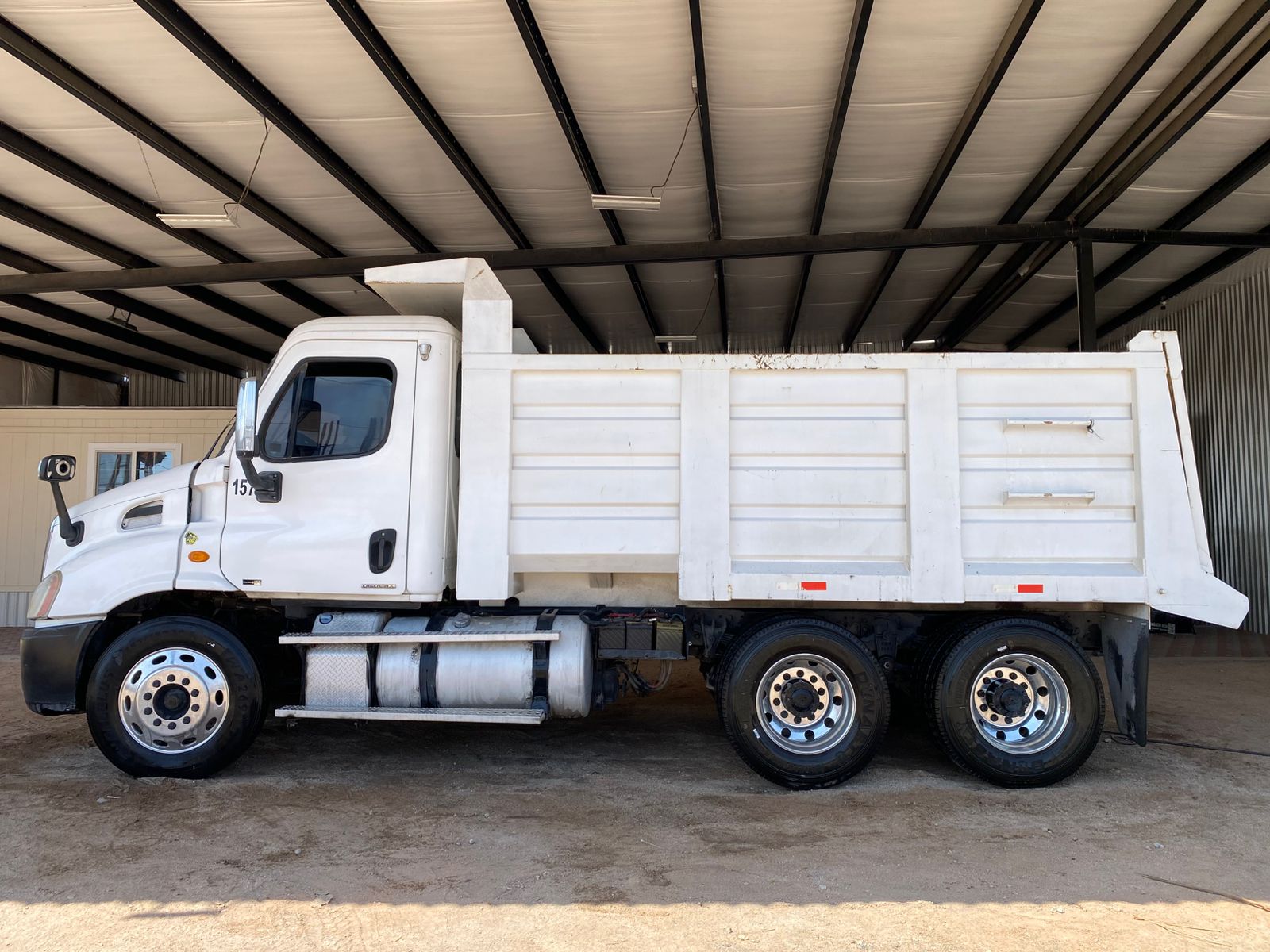 Dompe Volteo Freightliner Cascadia - 2011