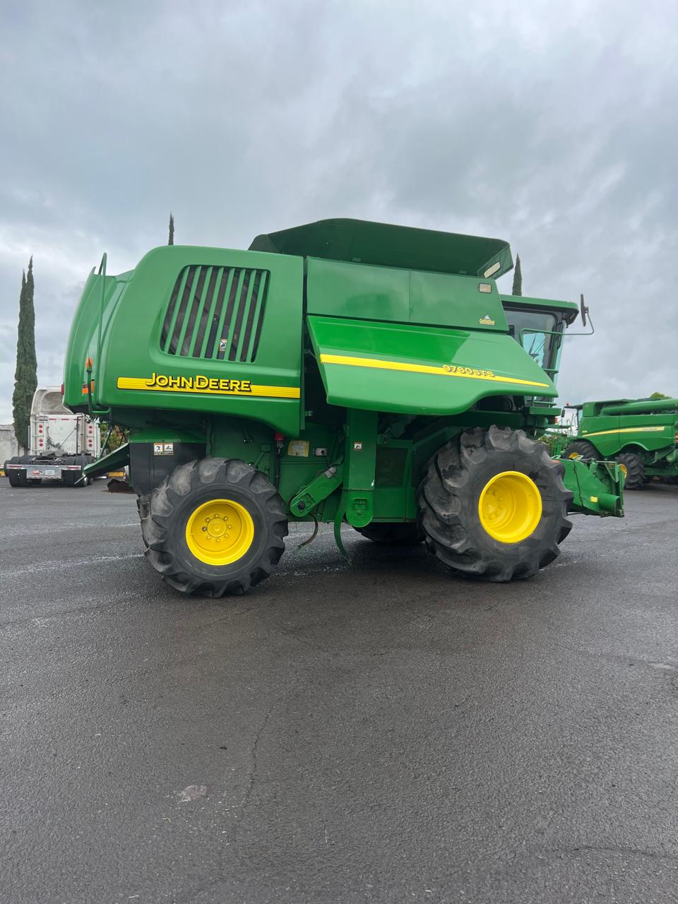 Trilladora  John Deere 9760 STS - 2005