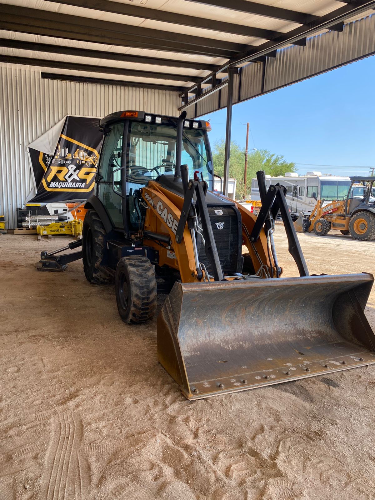 Retroexcavadora Case 580N EP - 2020 4X4 Sistema para Martillo