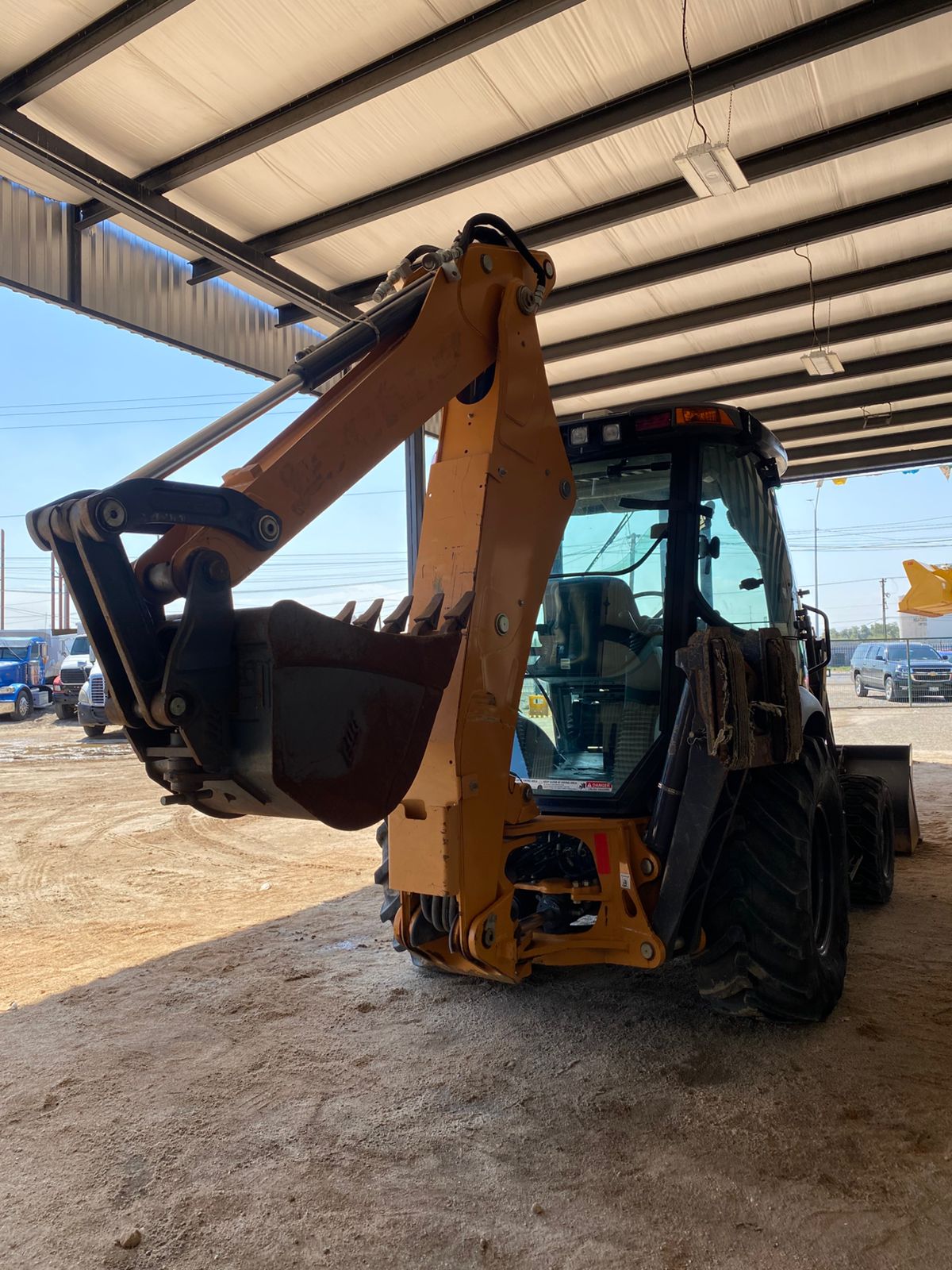 Retroexcavadora Case 580N EP - 2020 4X4 Sistema para Martillo