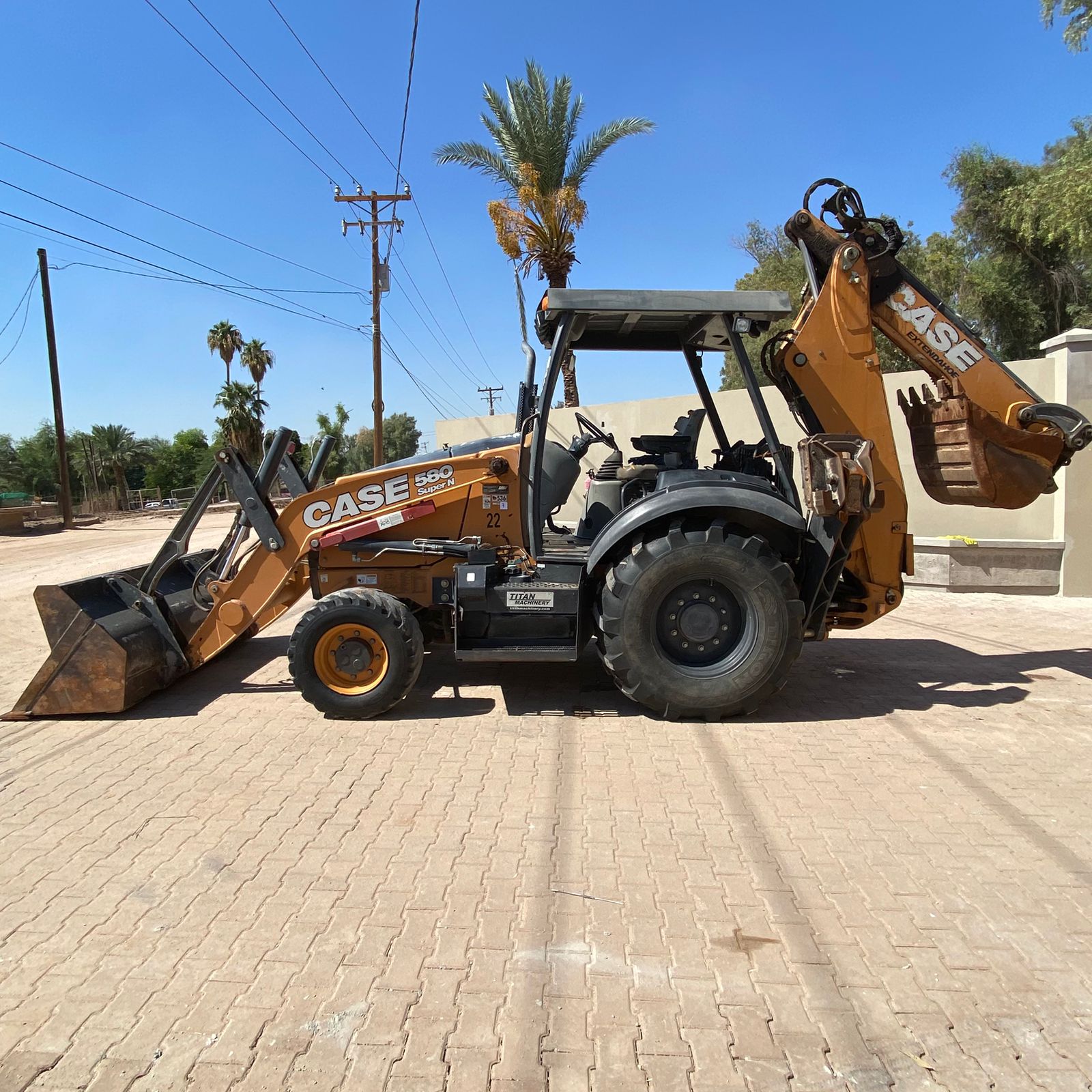 Retroexcavadora Case 580 Super N 4X4 - Kit para martillo y Extensión 