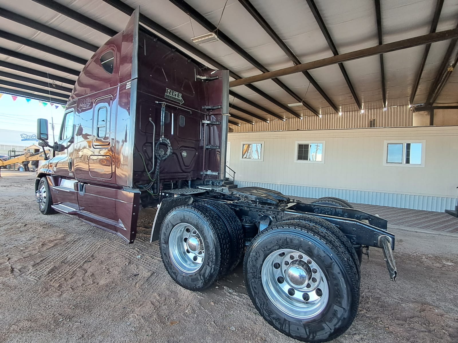 Tractocamión Freightliner Cascadia - 2015