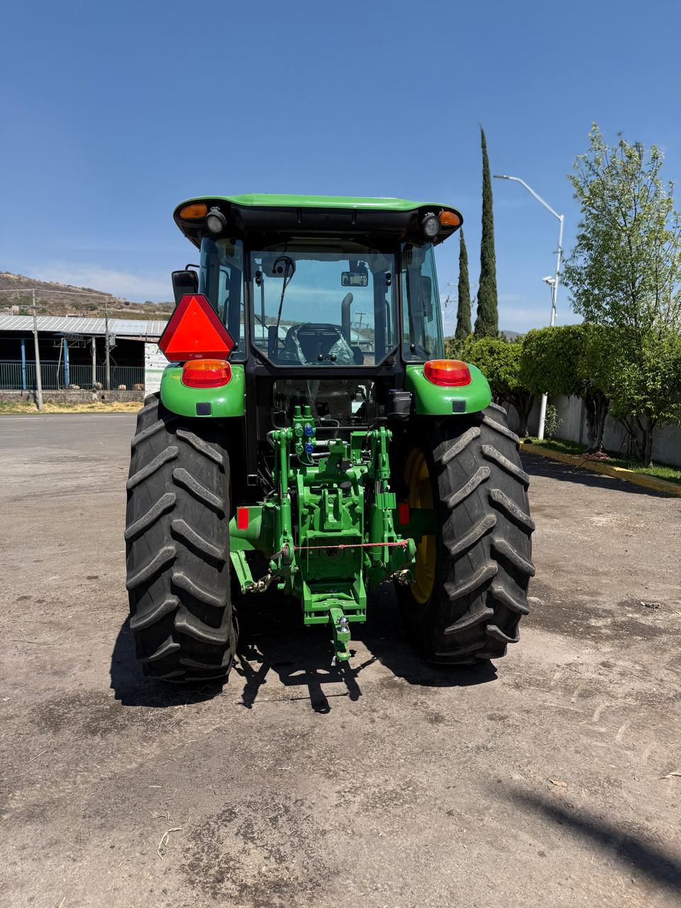Tractor Agrícola John Deere 6603 - 2023