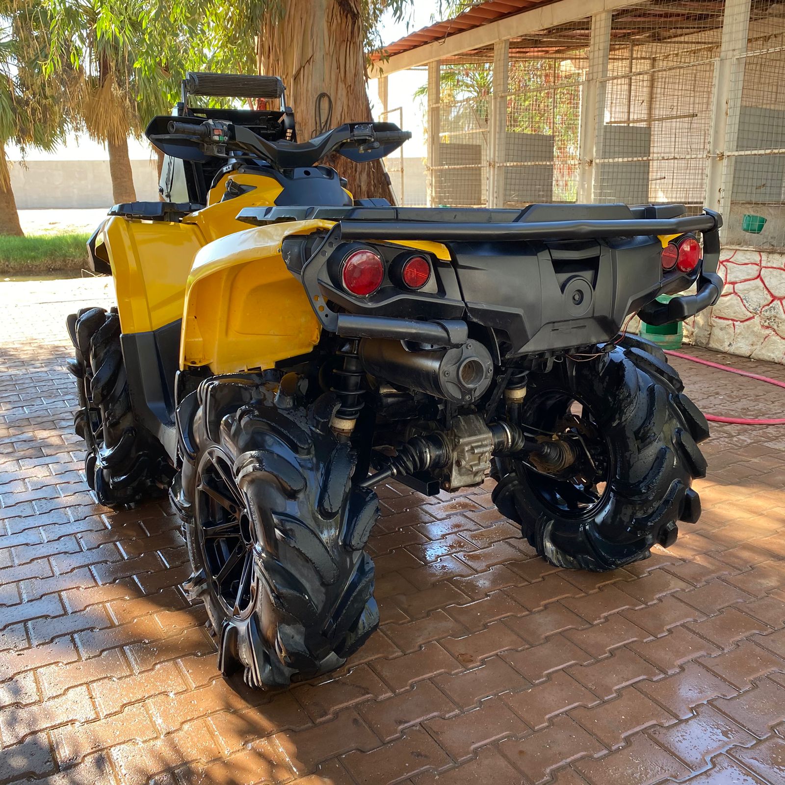Cuatrimoto Can-am Outlander 4X4 -2012