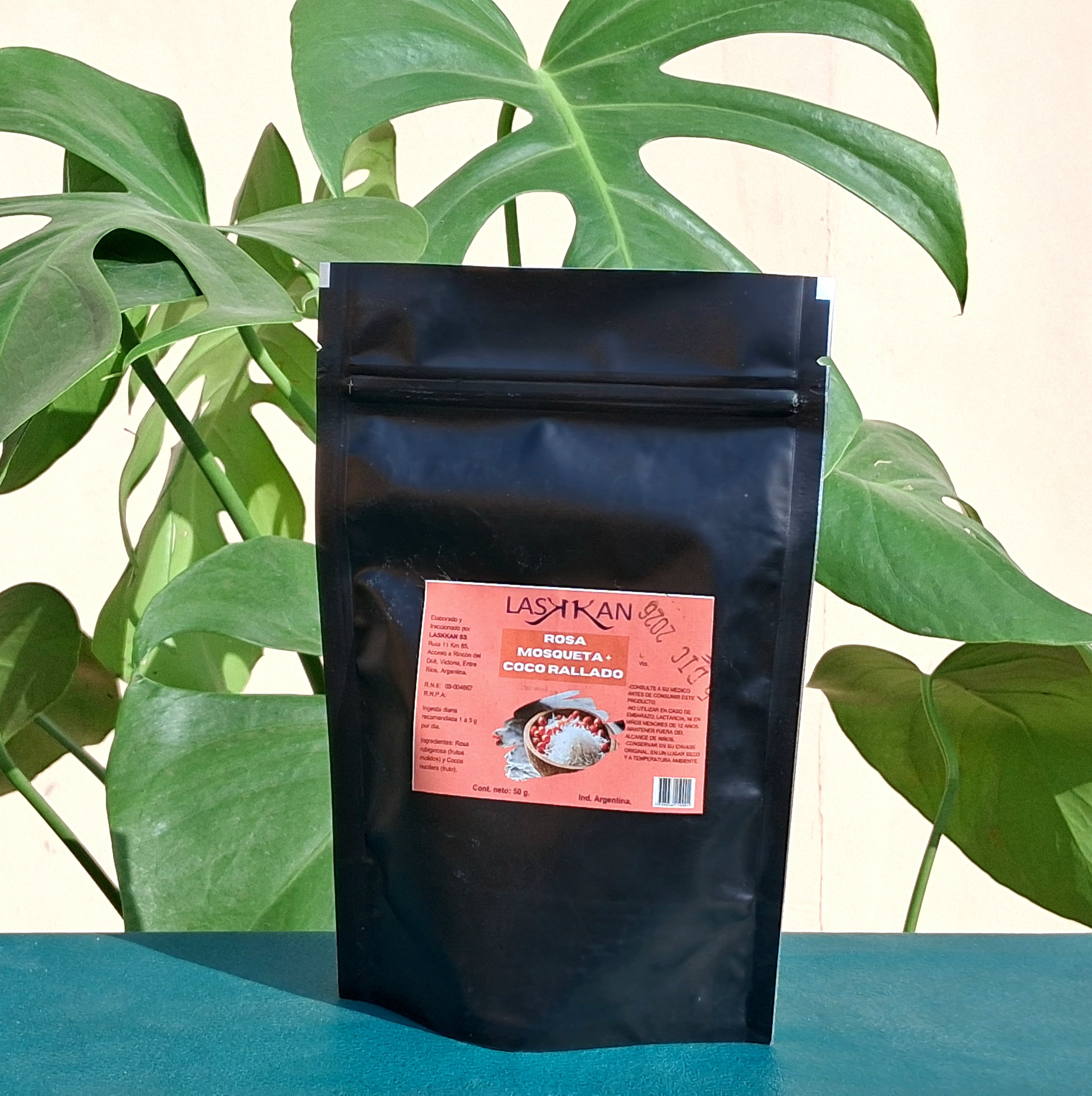 ROSA MOSQUETA + COCO RALLADO