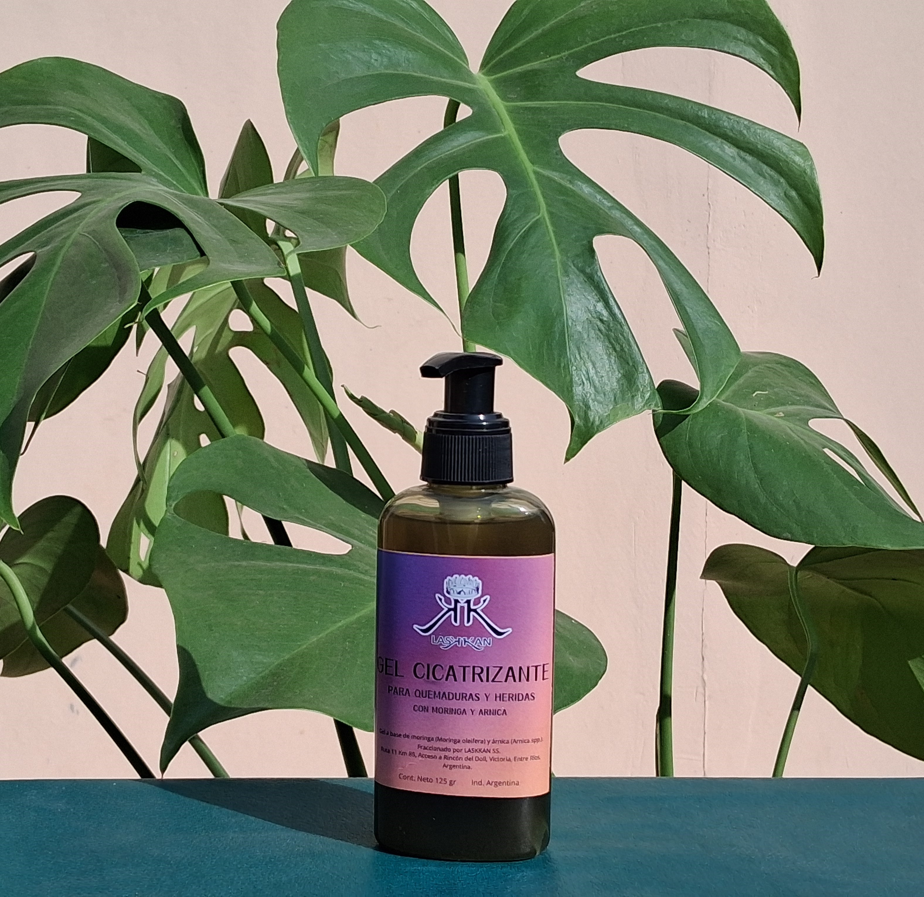 GEL CICATRIZANTE CON MORINGA Y ÁRNICA