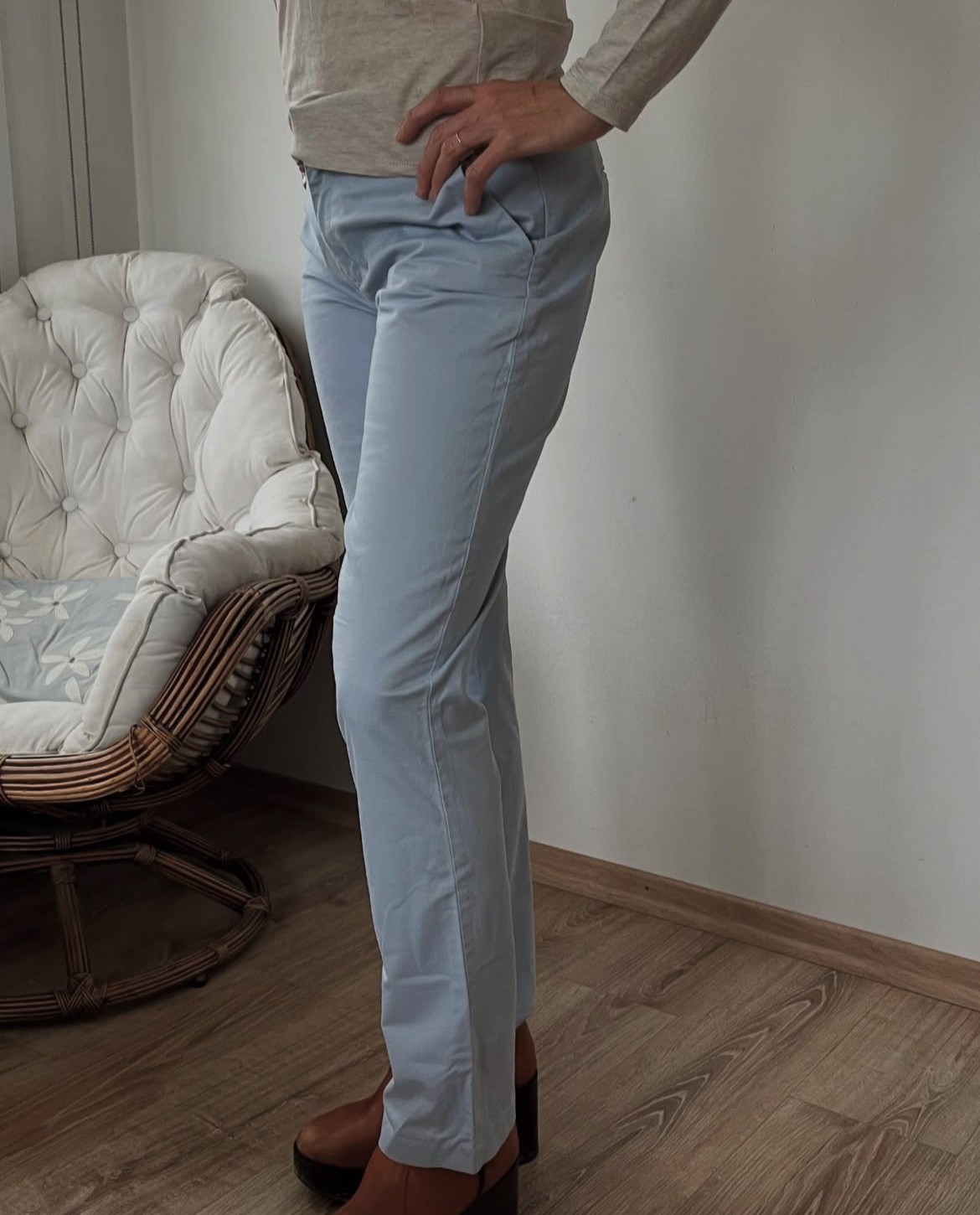 Pantalón straight GAP