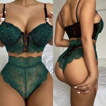 Ensemble de lingerie en dentelle verte