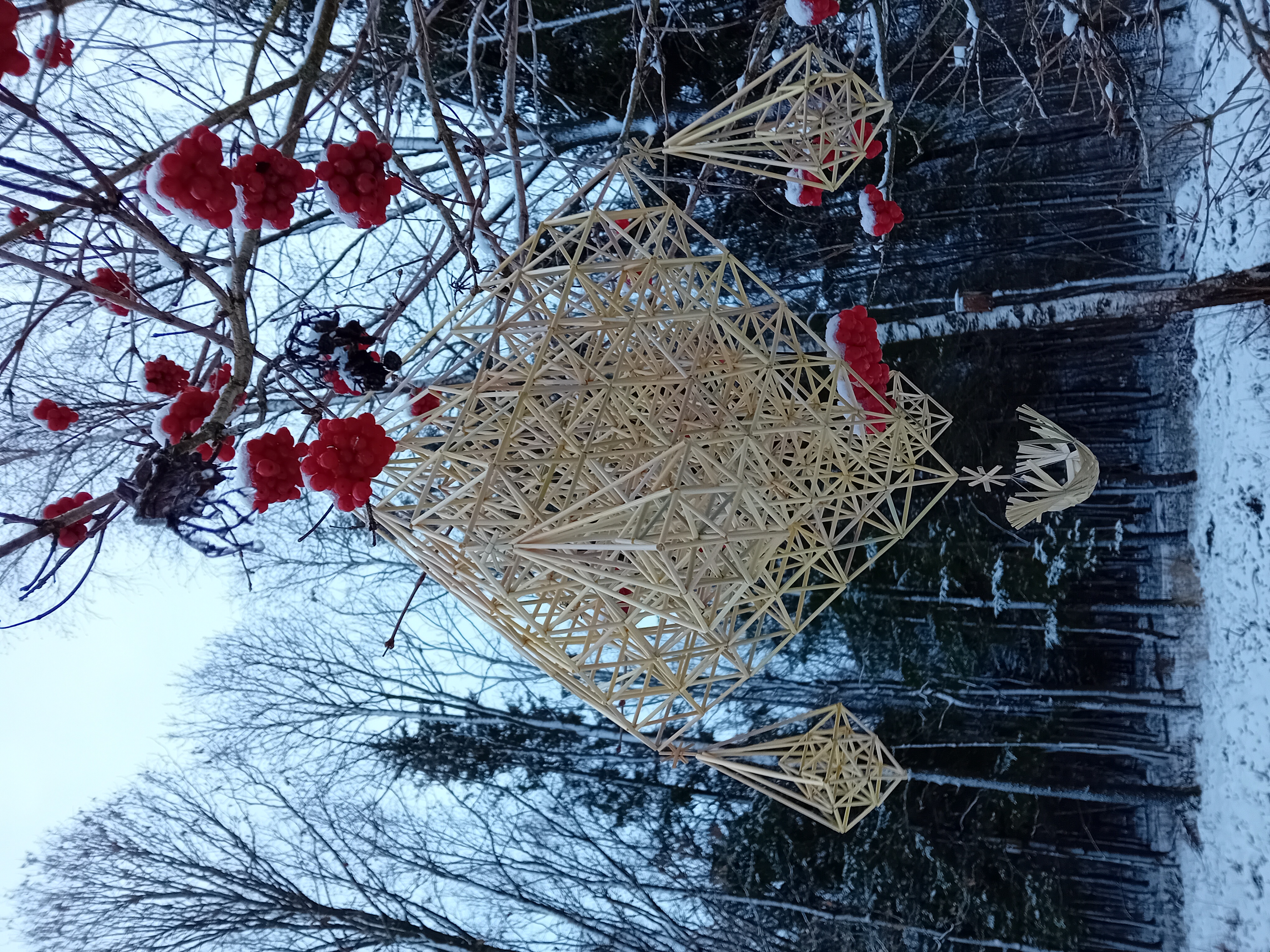 Šiaudinis menas JUMS