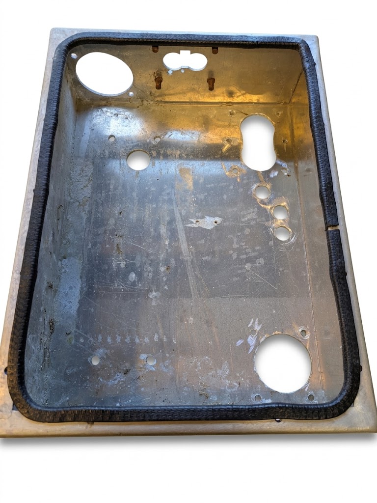 Controller box without heat sinks 1