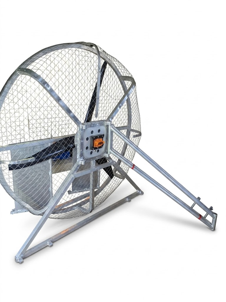 Cage, with motor and propeller
