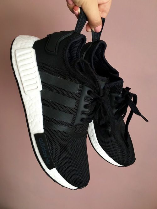 Adidas NMD_R1 Sneakers