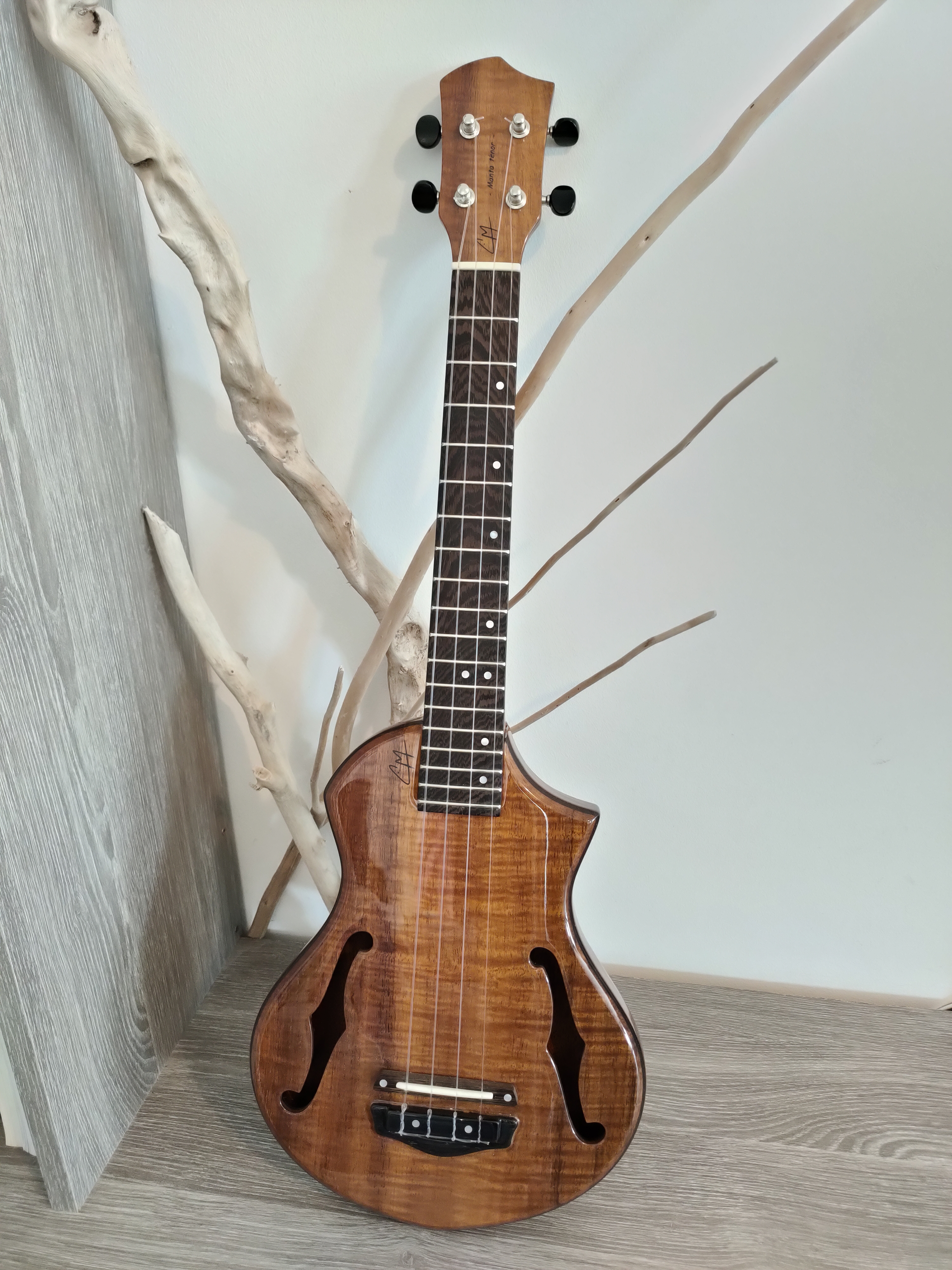 Manta ténor Koa flammé