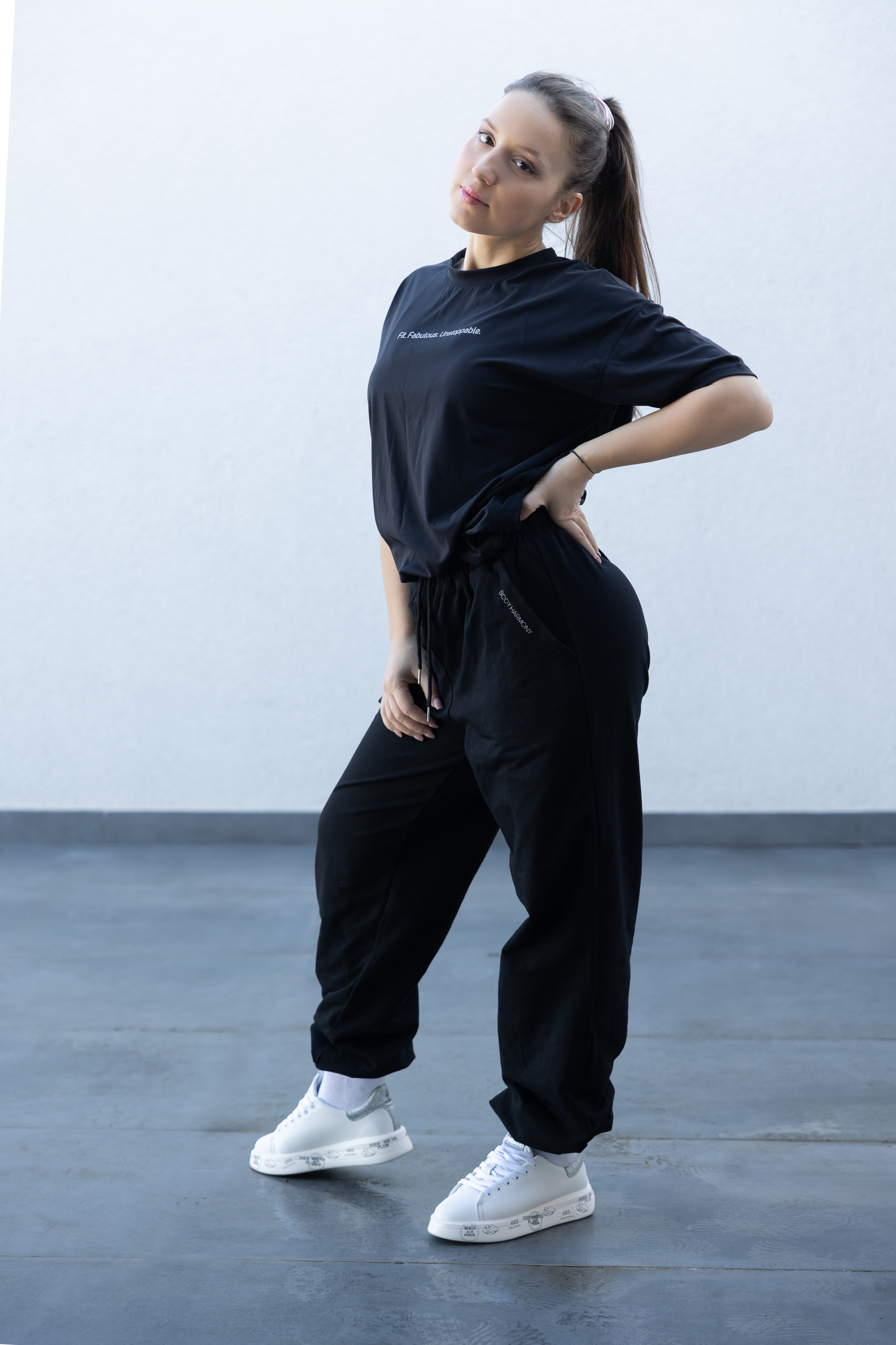 OVERSIZED TEE