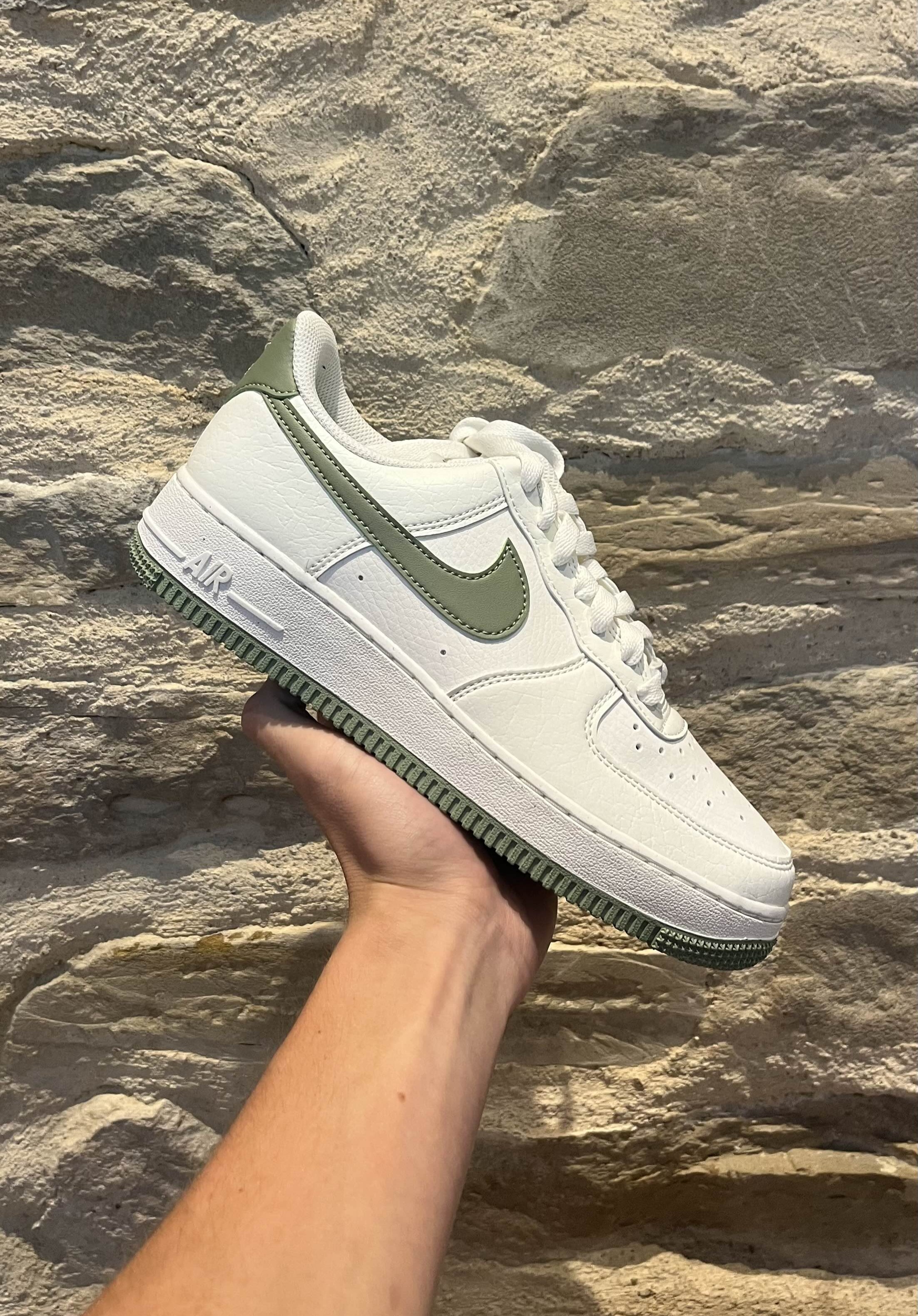 Nike Air Force 1