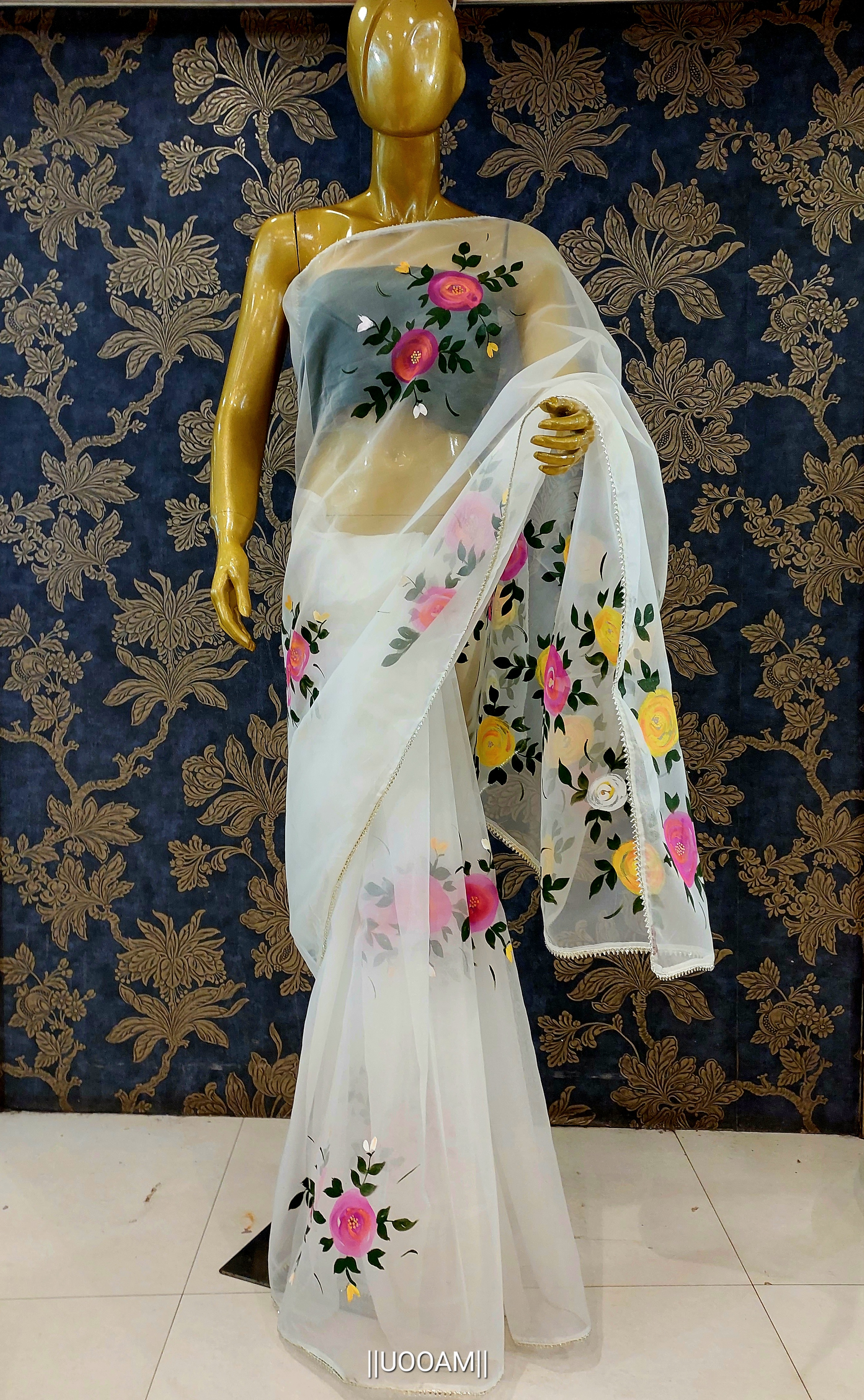 Roses Saree