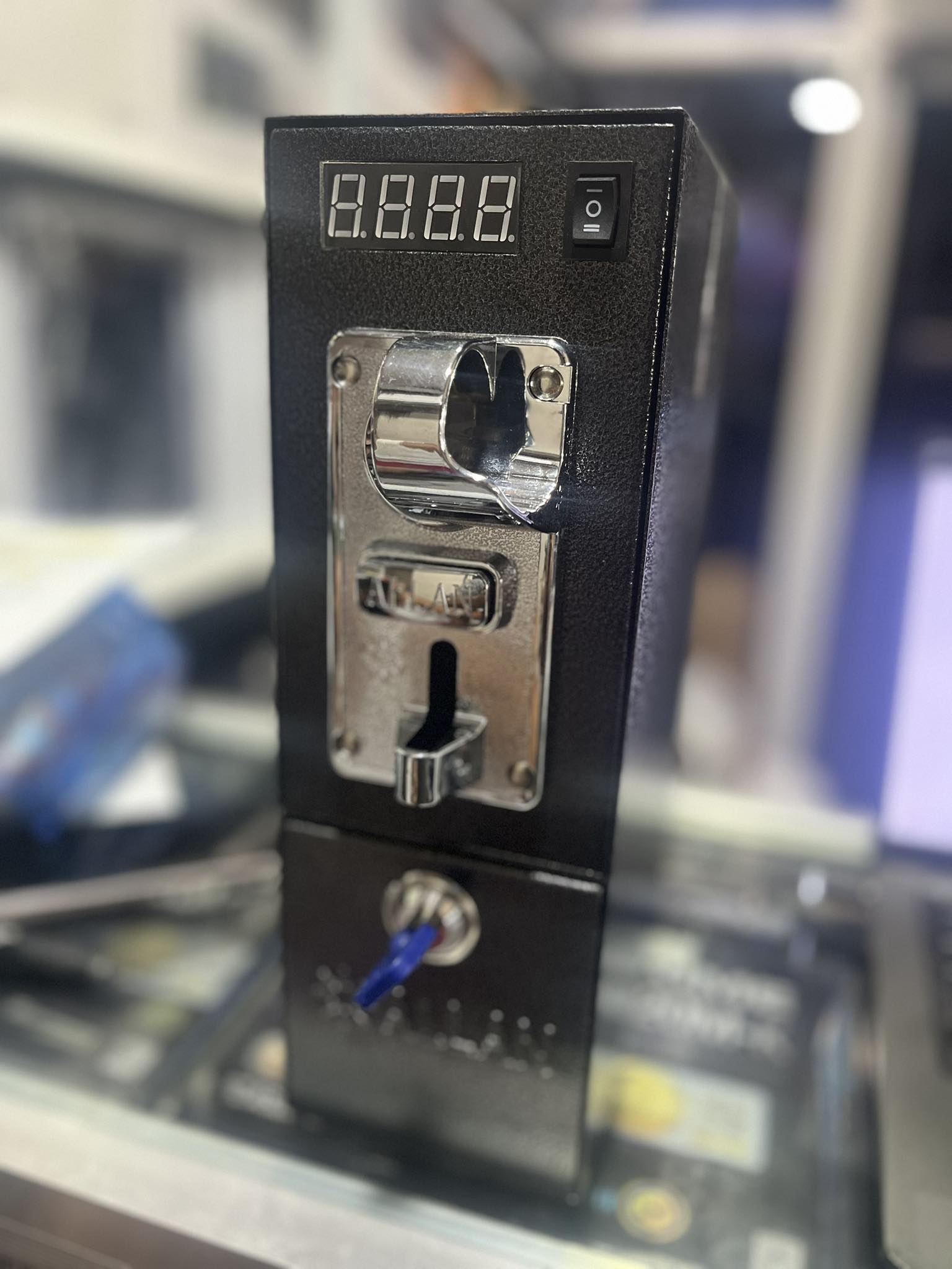 Allan Single Universal Coinslot Metal